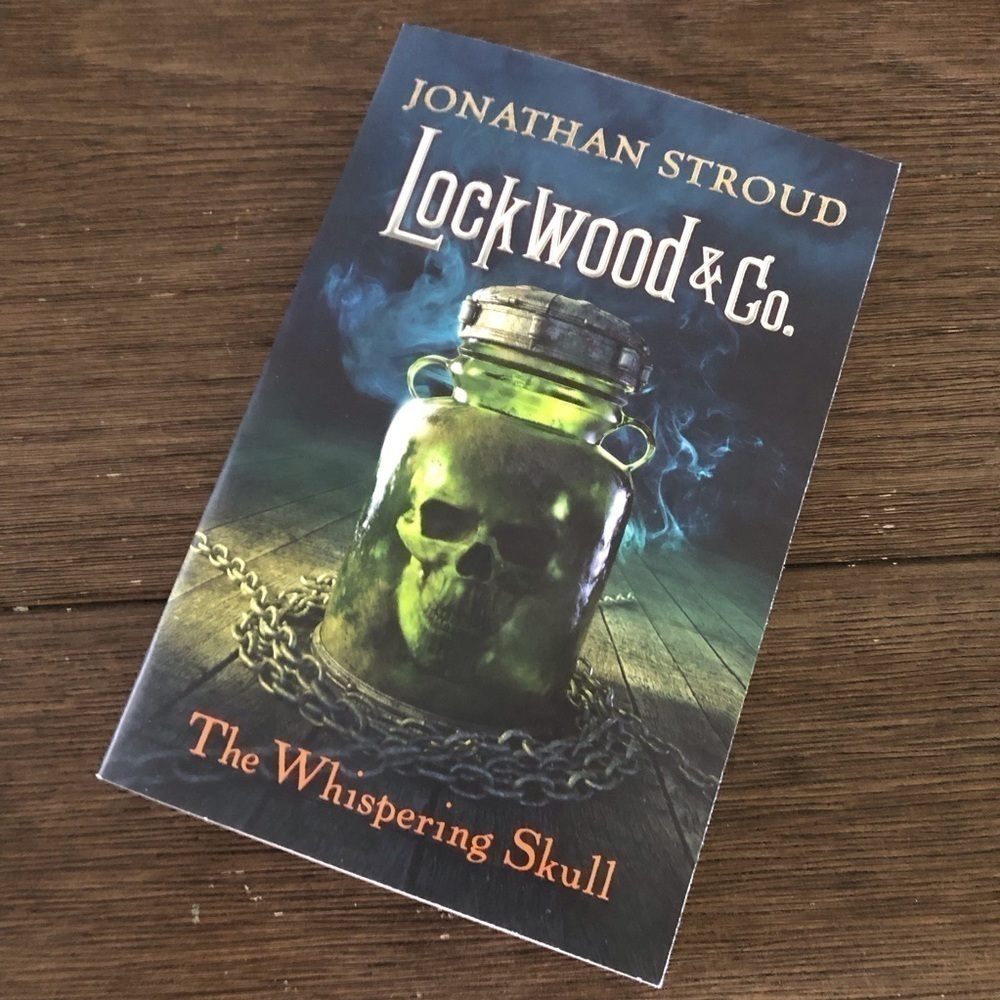Lockwood & Co. The Whispering Skull by: Jonathan Stroud paperback book